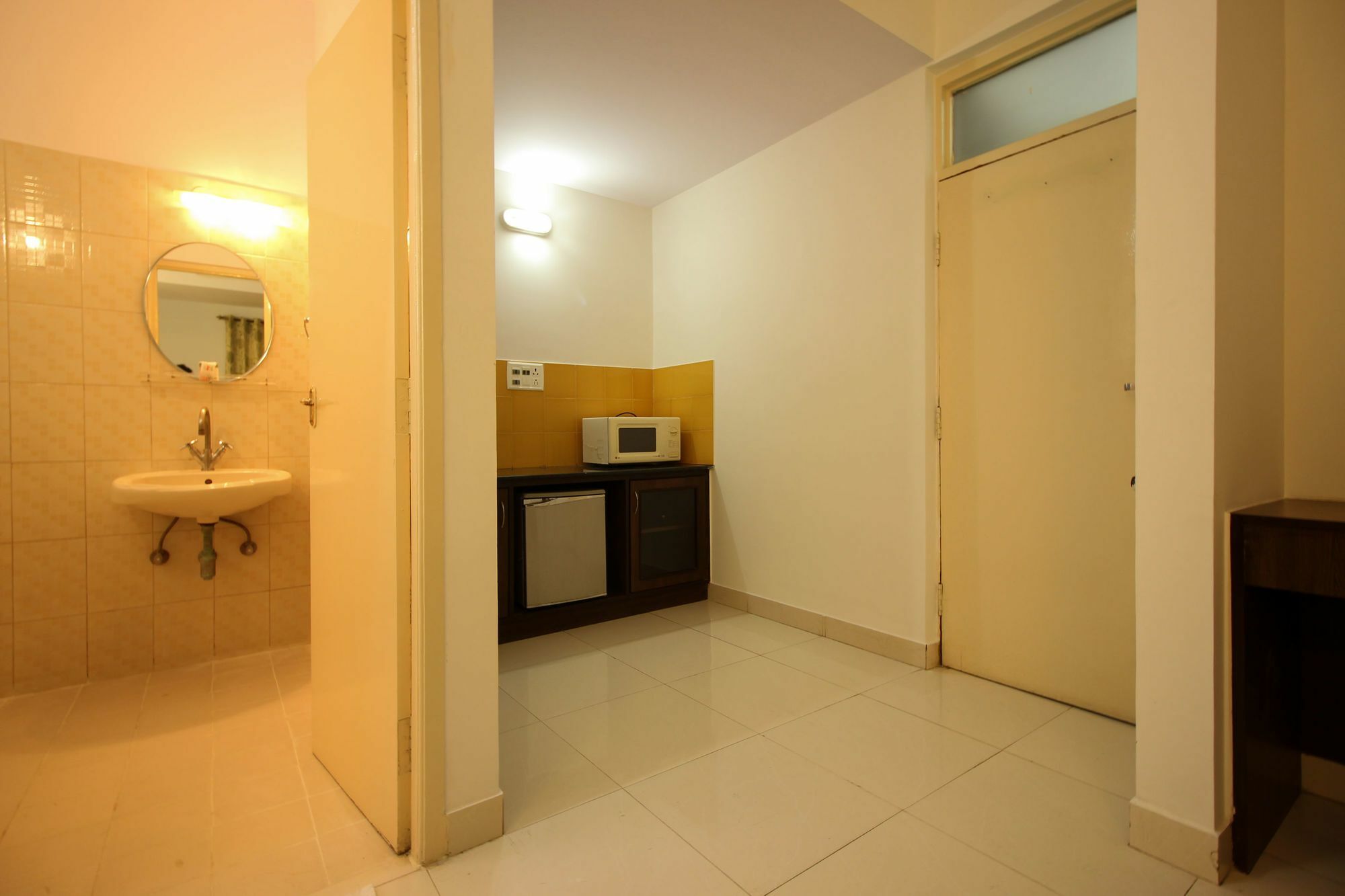 Super O Indiranagar Hotel